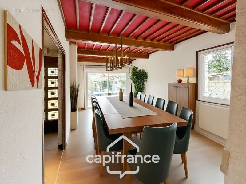 Maison à TOURNON-SUR-RHONE