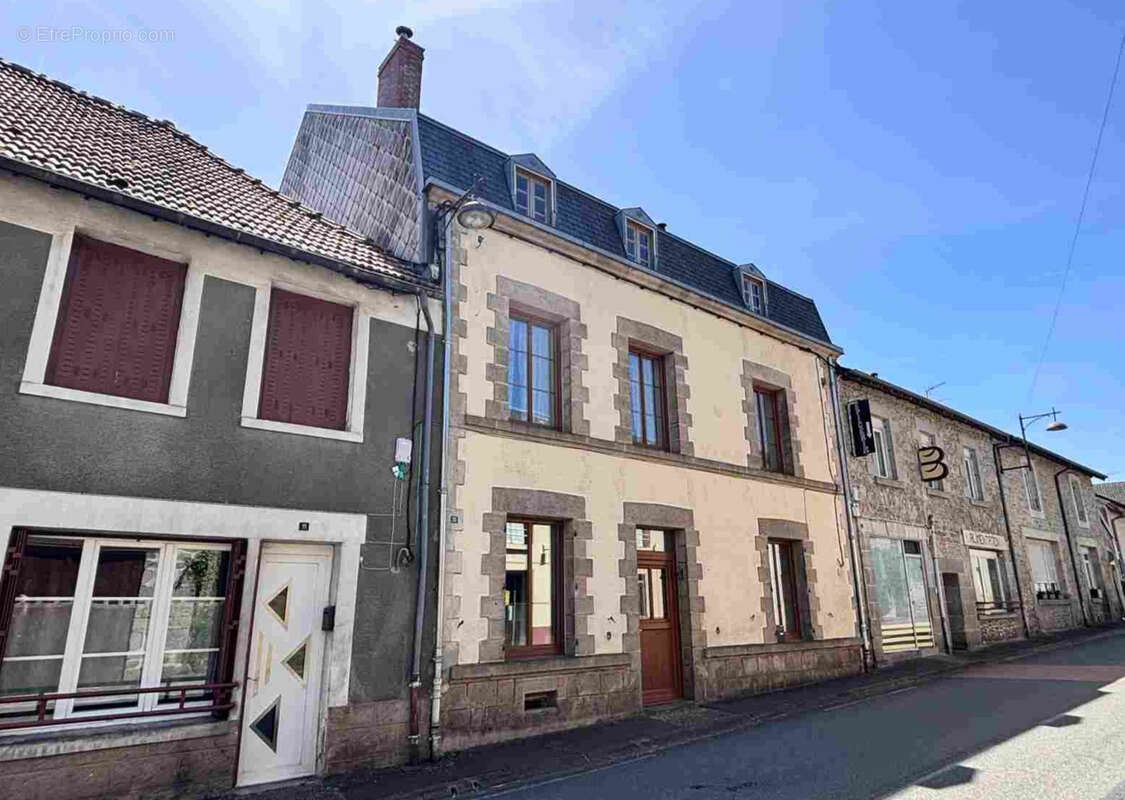 Maison à SAINT-DIZIER-LEYRENNE