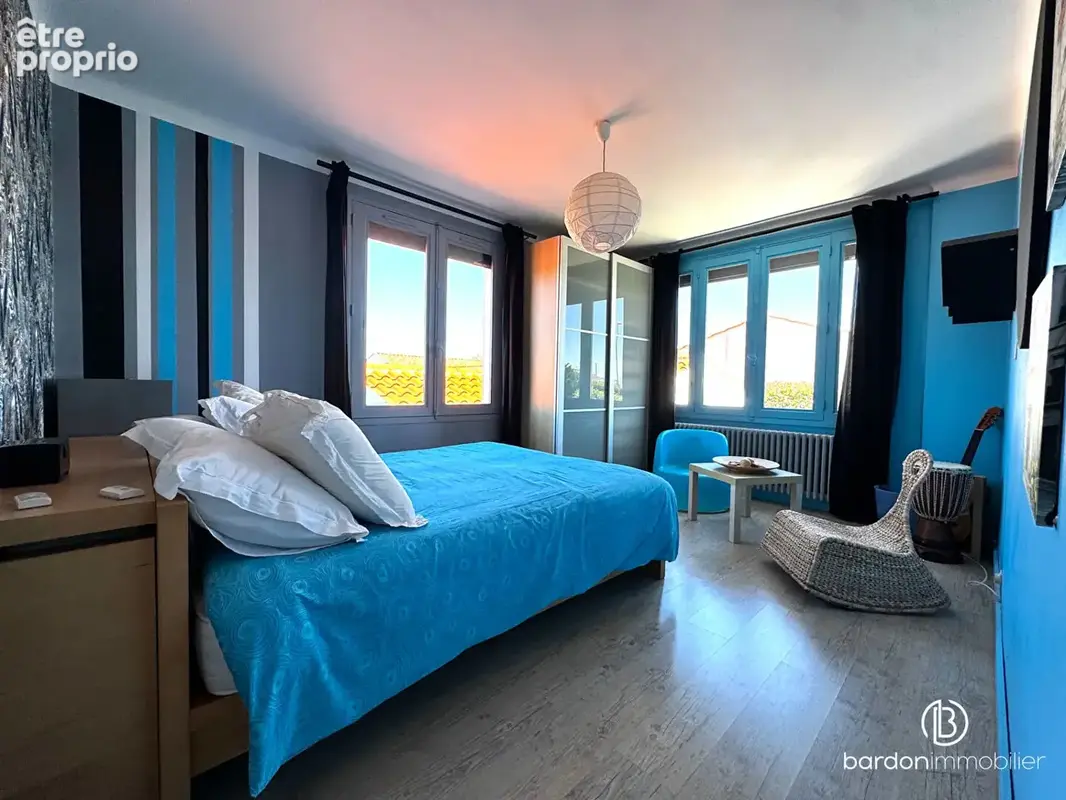 Maison 11 pièces -  208 m² - À seulement 1km des commodités de Challans - photo 8