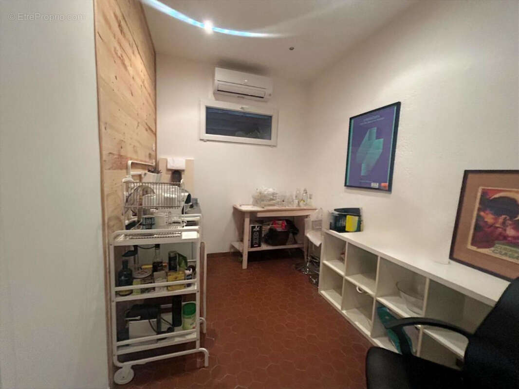 Commerce à MARSEILLE-6E