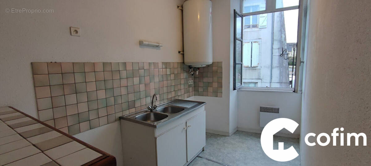 Appartement à OLORON-SAINTE-MARIE