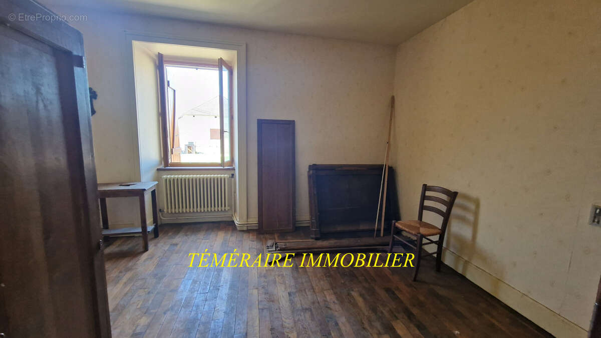 Champagnole 10 mins - Ancienne ferme de 174m2 - photo 15
