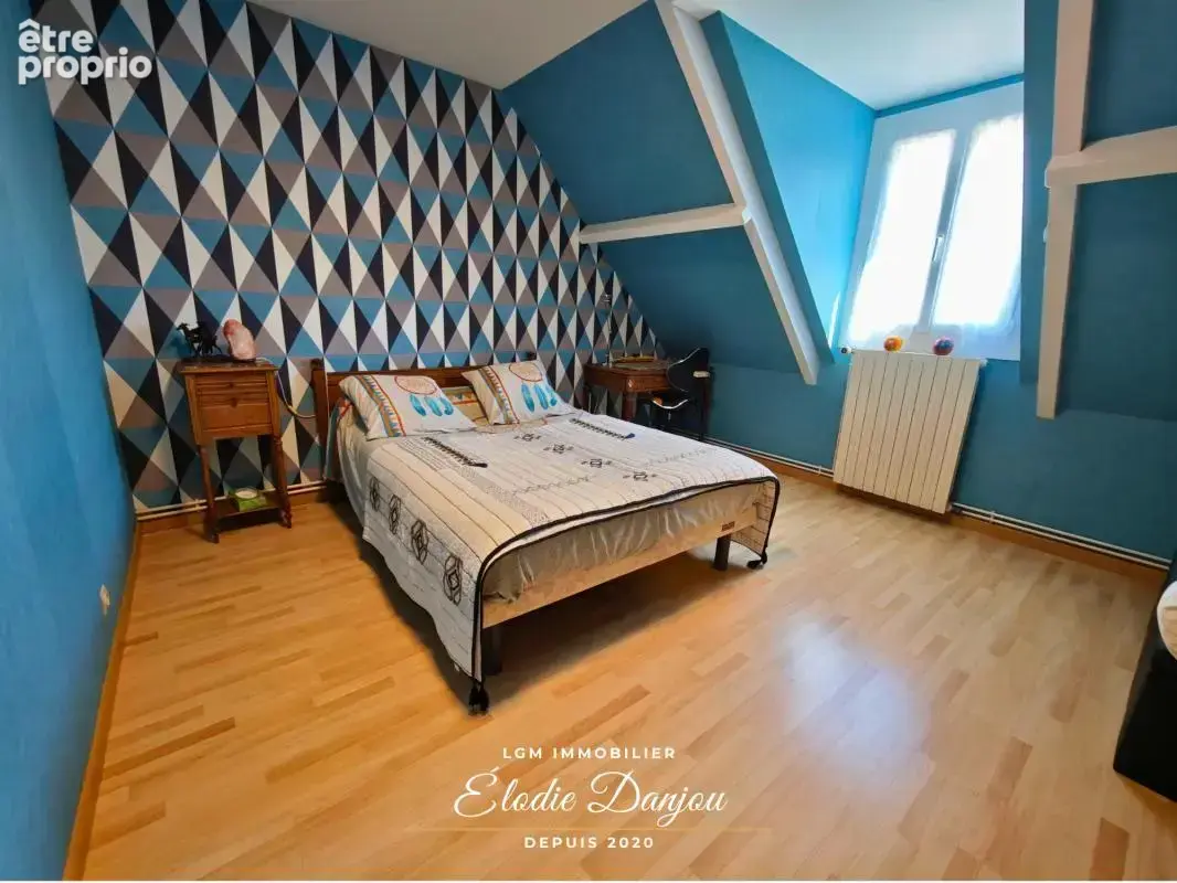 Maison familiale – 5 chambres – Double garage – Grand Jardin – Châteaudun, quartier Saint-Jean - photo 8