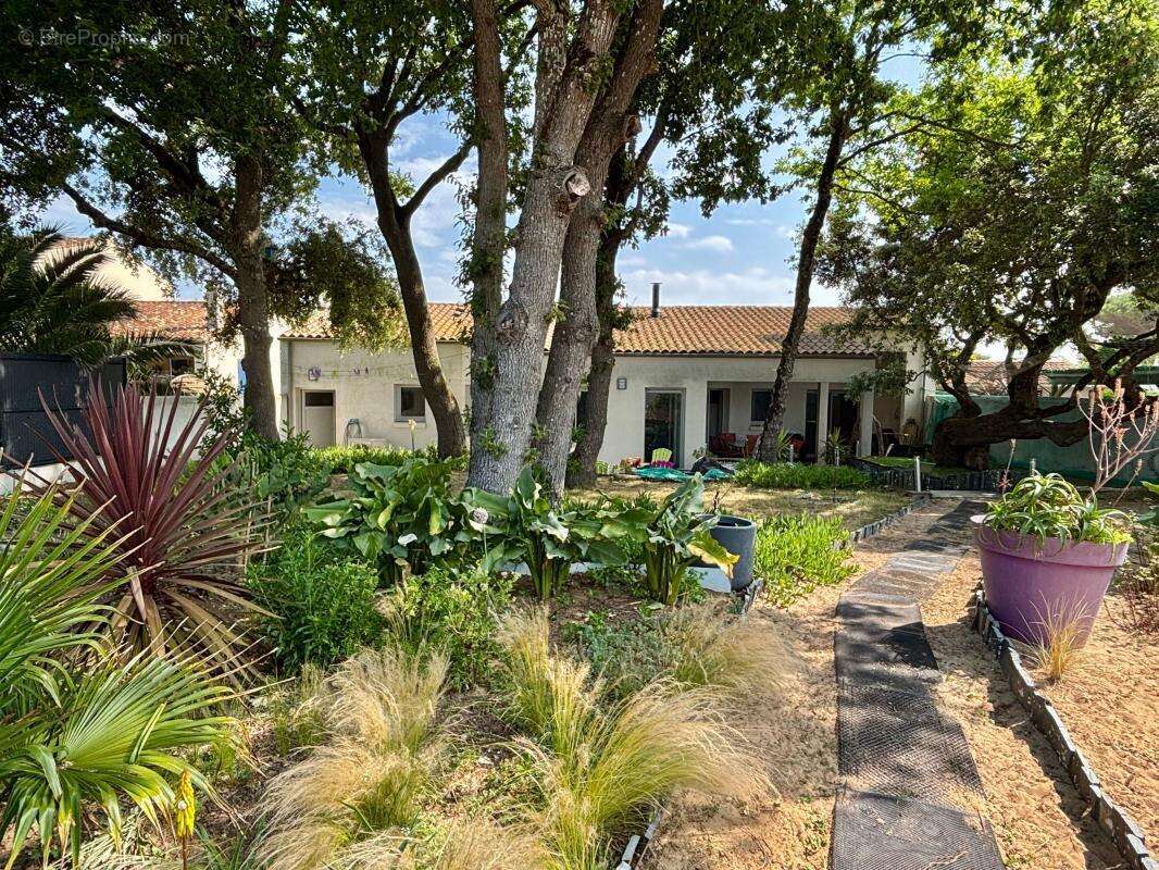Maison à SAINT-PIERRE-D&#039;OLERON