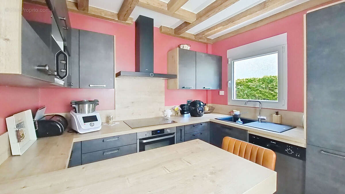 Maison à LIMEIL-BREVANNES
