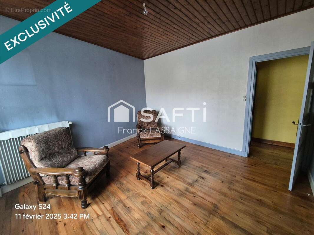 Maison 196 m² à Bertignat  - photo 8