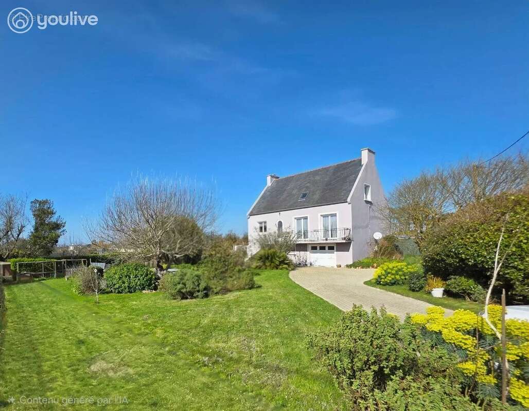 Maison à PLOUGUERNEAU