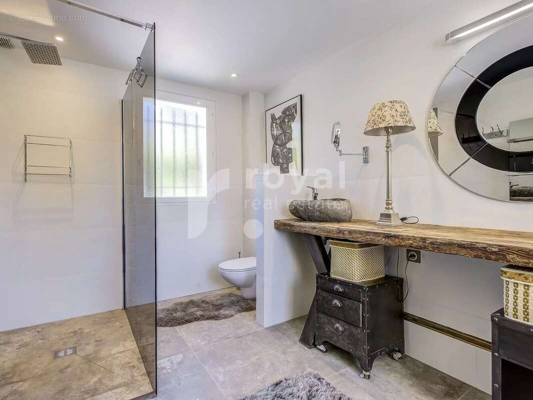 Maison à MOUGINS