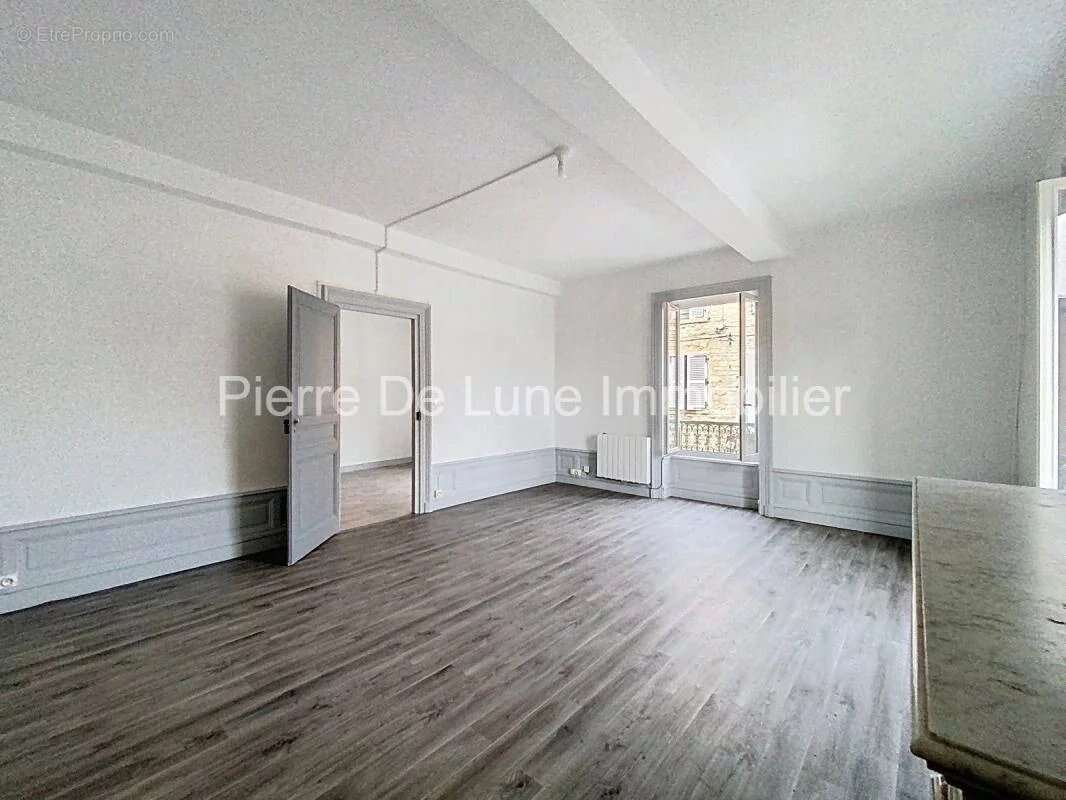 Appartement à CHESSY