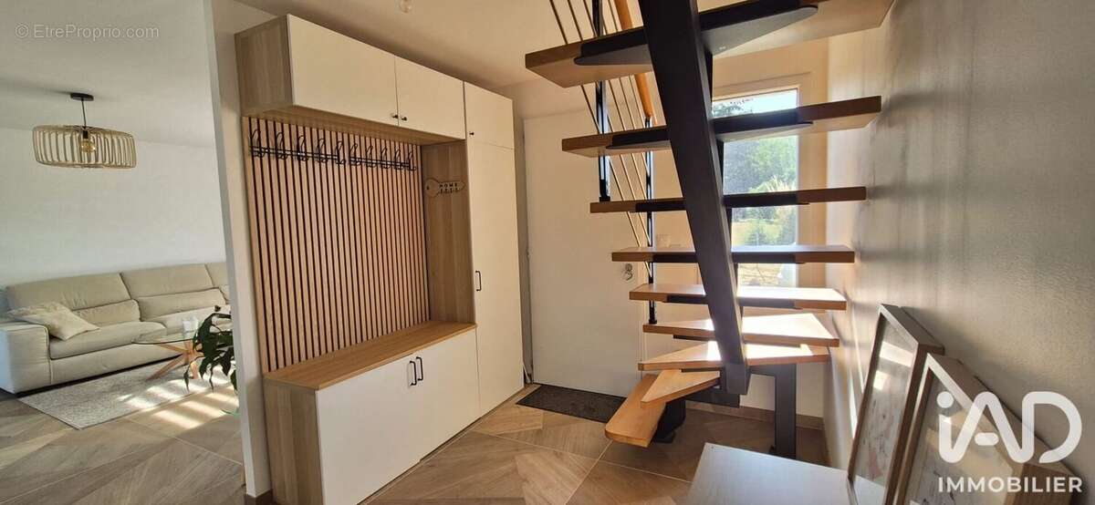 Maison 135 m² à Presles-En-Brie  - photo 3