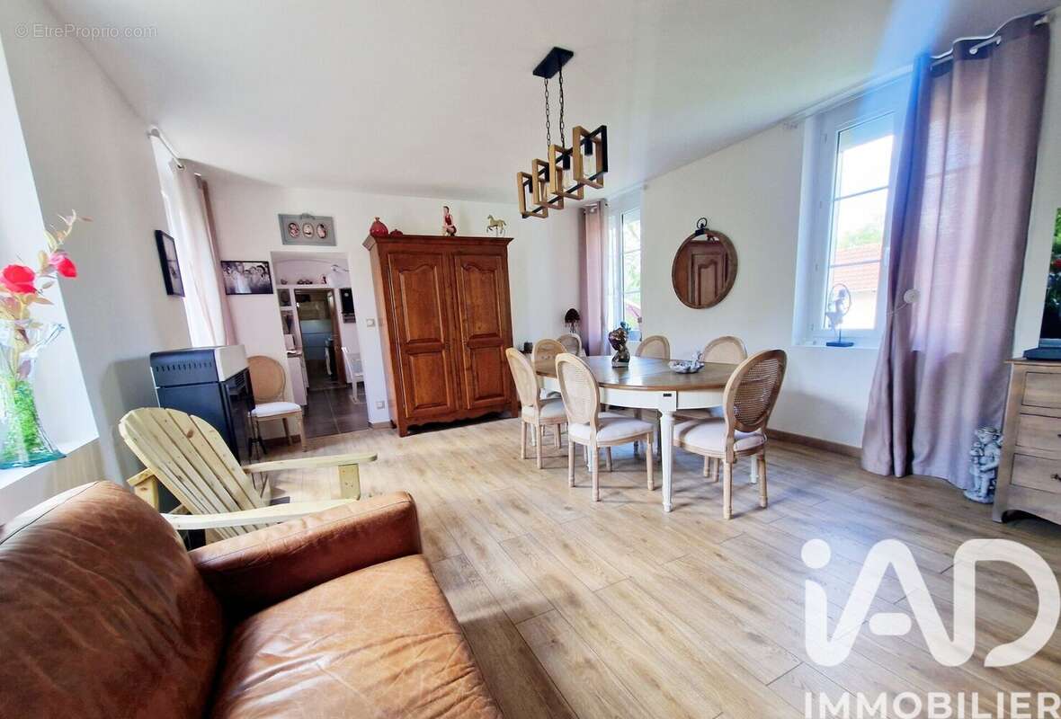 Photo 8 - Maison à LONGUEIL-SAINTE-MARIE
