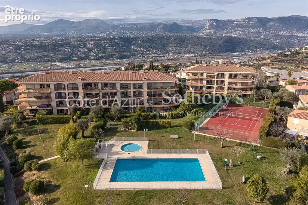 Exclusivité, appartement de prestige au dernier étage à Nice Fabron avec terrasse de 70 m² et vue mer panoramique - photo 20