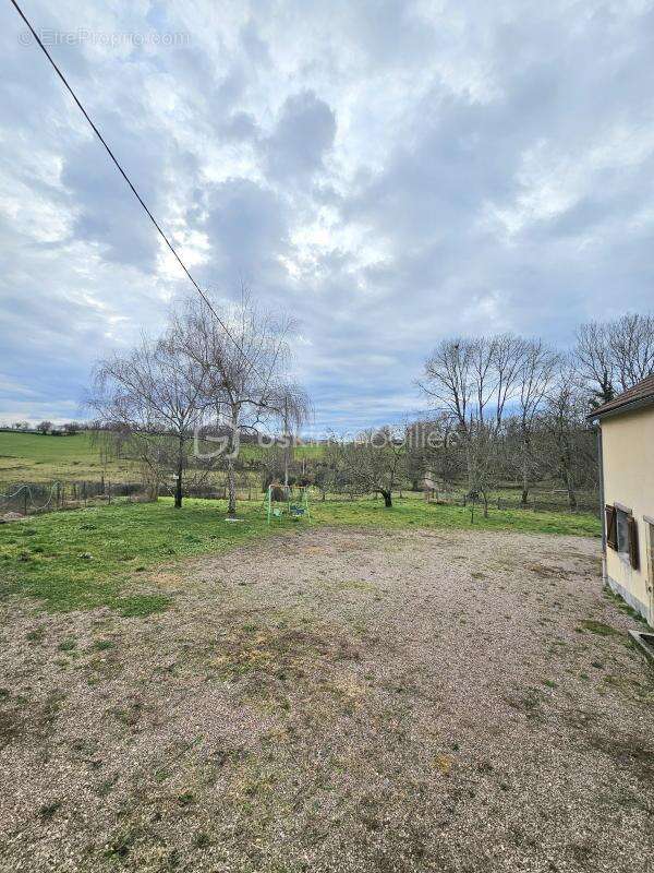 Maison à CHATEAU-CHINON(CAMPAGNE)