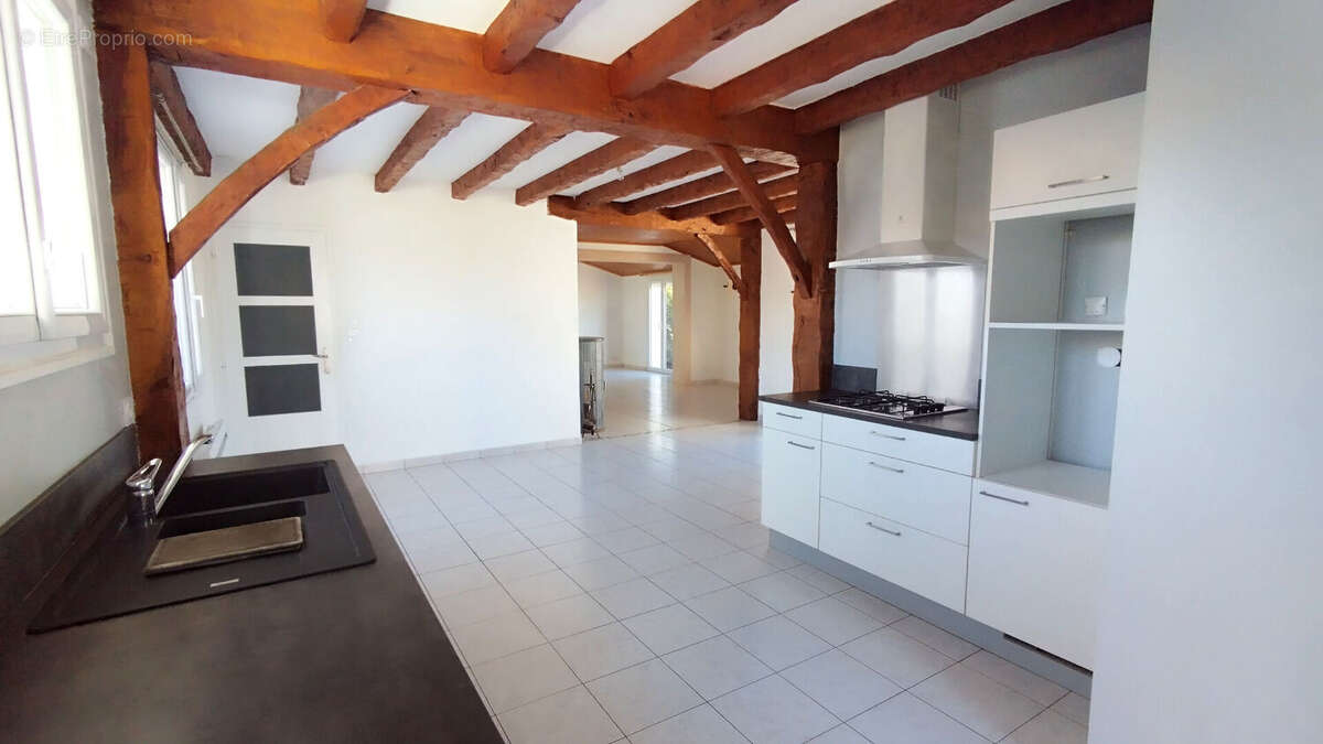 Maison à SAINTE-PAZANNE