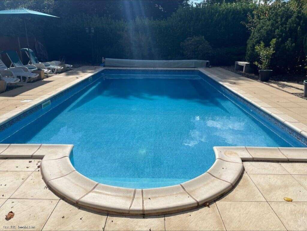 Maison à SAUZE-VAUSSAIS