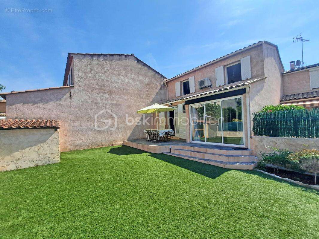 Maison à FAYENCE