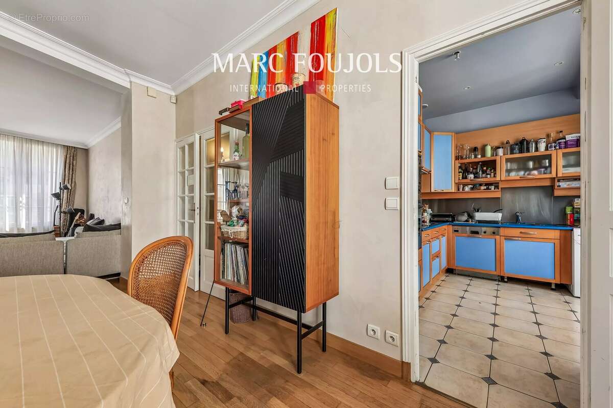 Paris 1er Rivoli / Les Halles : appartement traversant de 100 m² avec balcon - photo 7