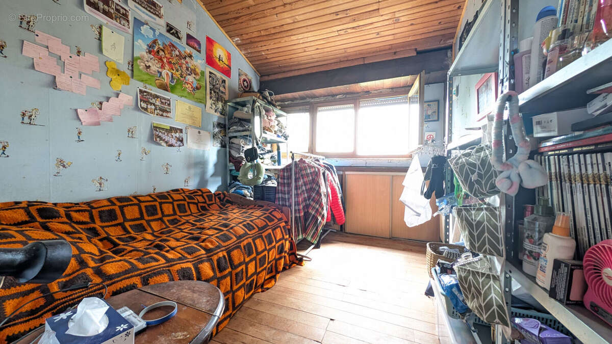 Maison à CRECY-LA-CHAPELLE