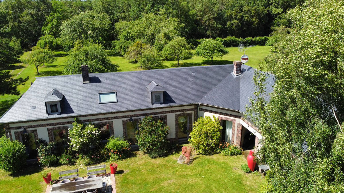 Maison à BERNAY