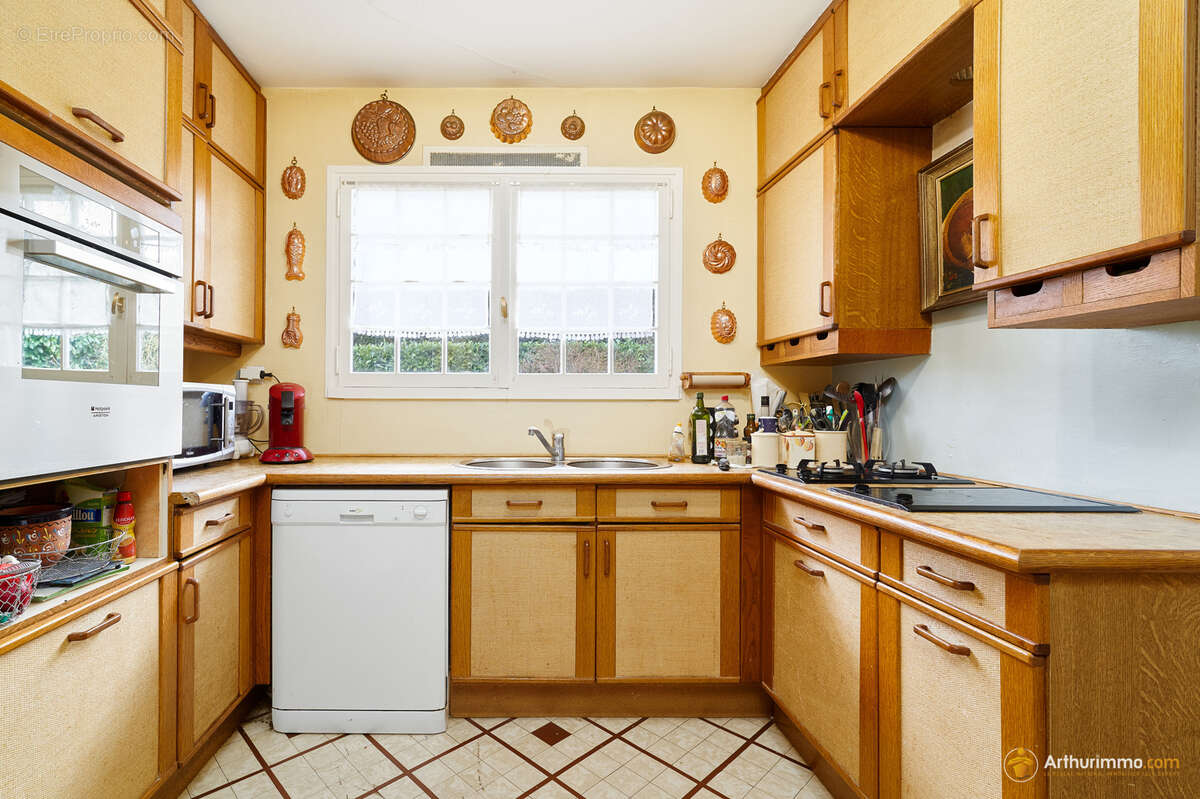 Maison à NEUILLY-SAINT-FRONT