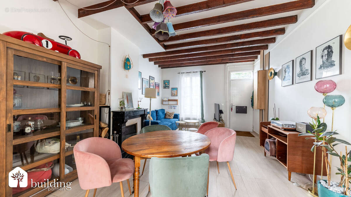 Maison à COURBEVOIE