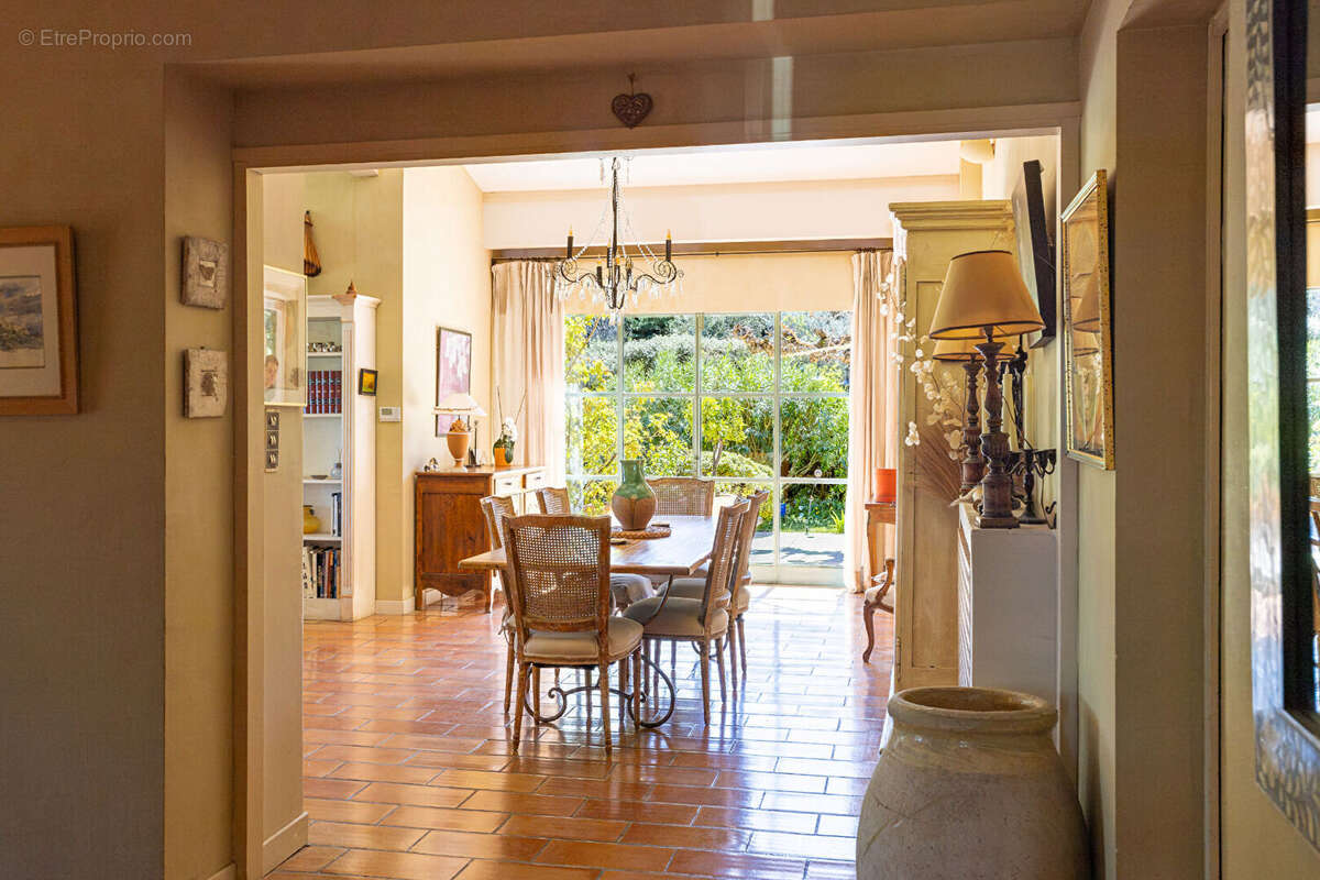 Maison à JONQUERETTES