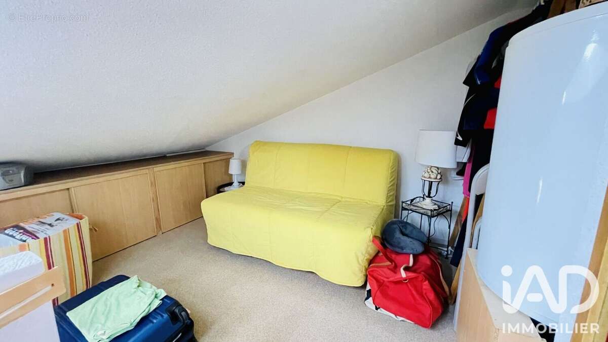 Appartement 30 m² à La Londe-Les-Maures  - photo 6