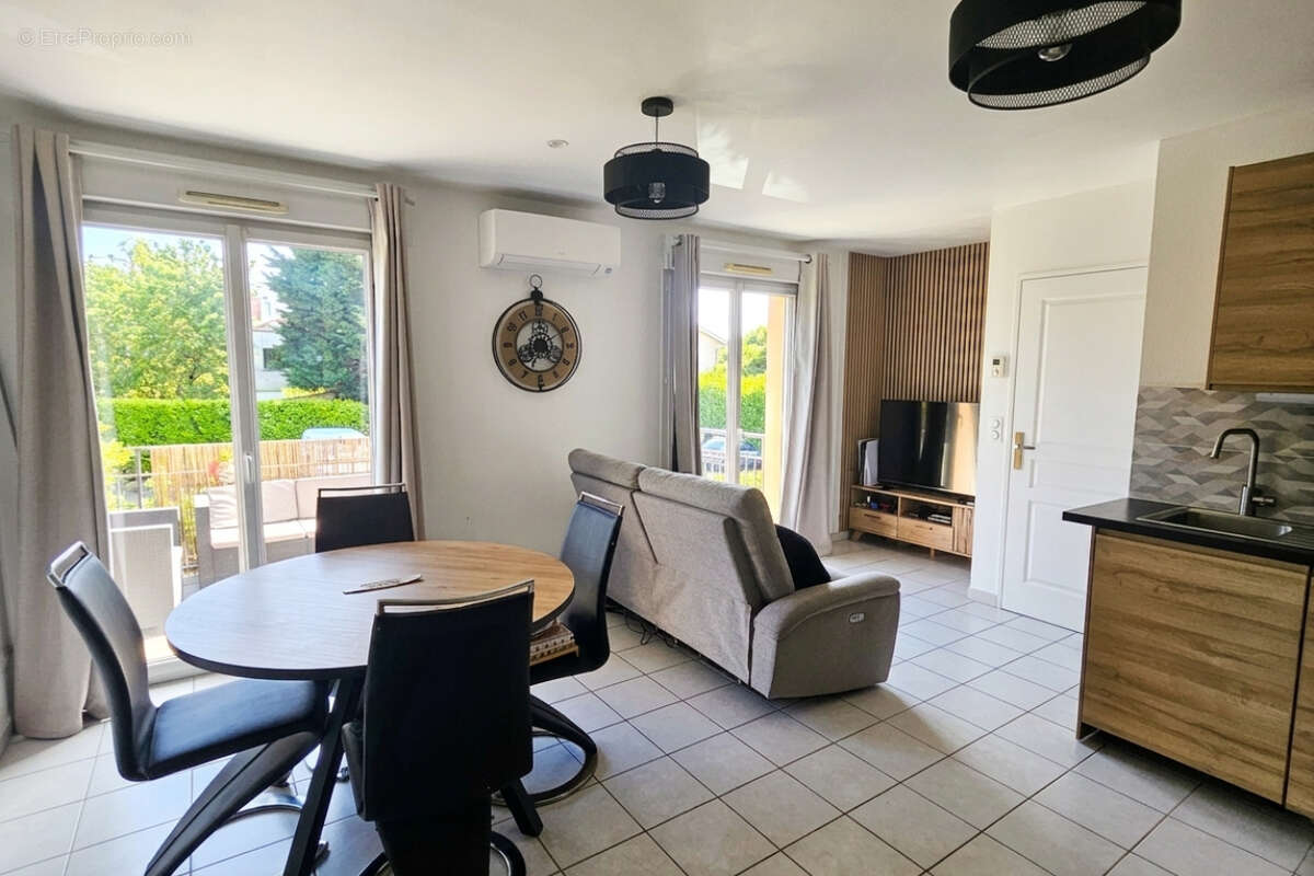 Appartement à SAINT-PRIEST