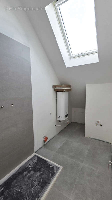 Appartement à LIMOURS