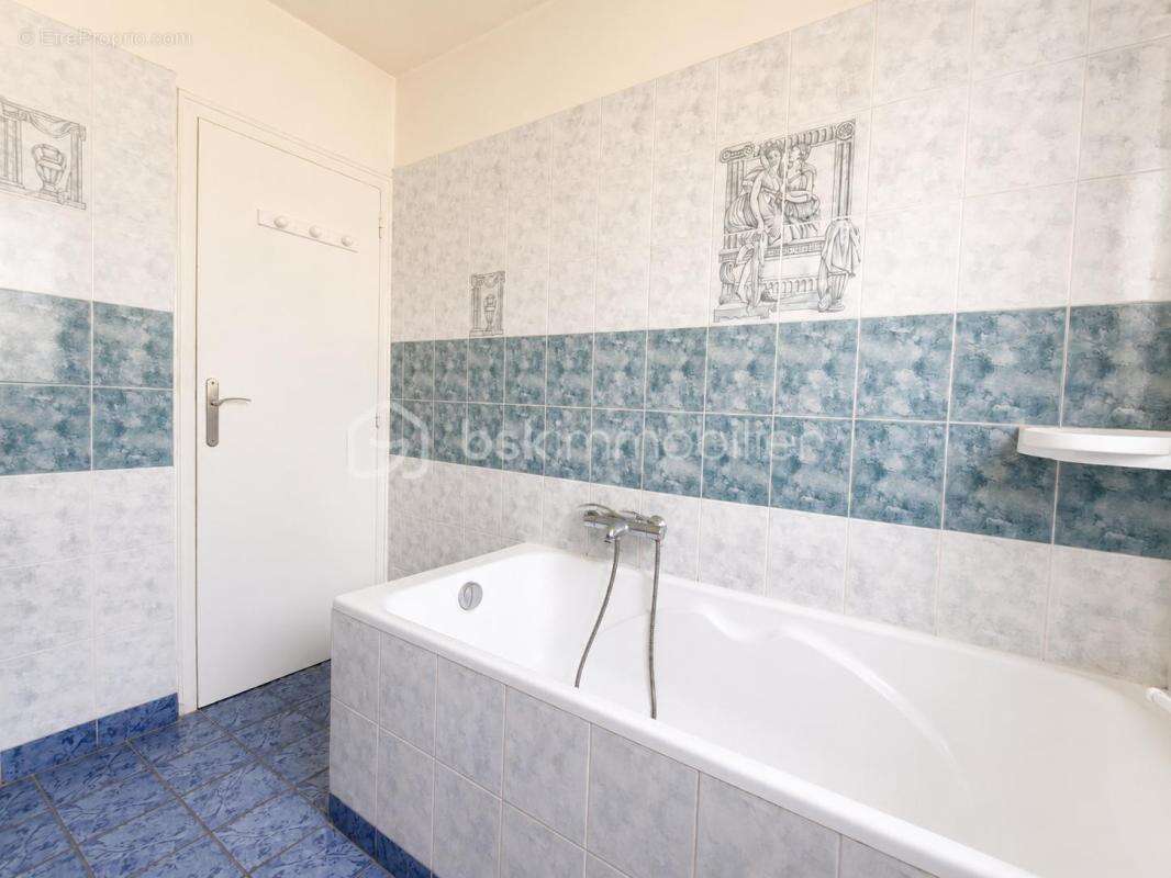 F2 lumineux 45m² avec cave - Idéal premier achat ou investissement - Drancy - photo 11
