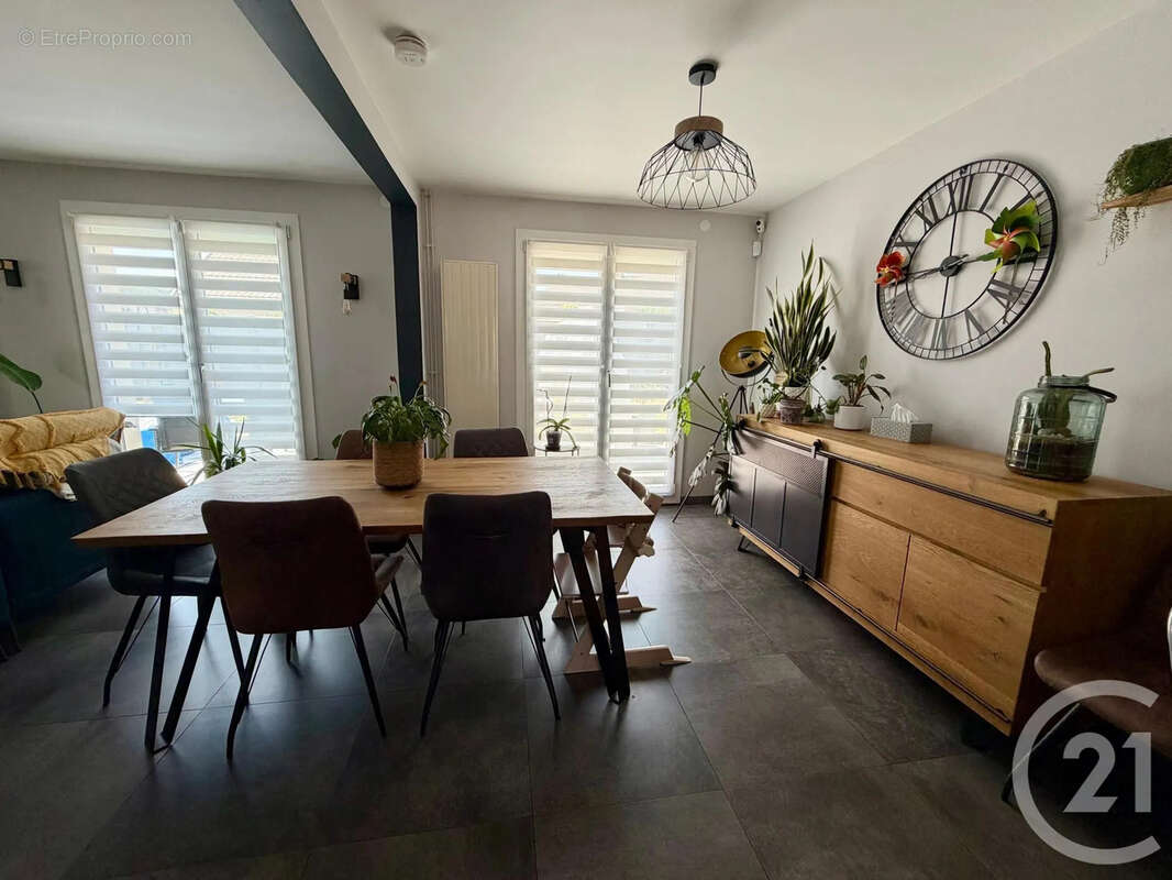 Maison 122 m² à Dammartin-En-Goele  - photo 7