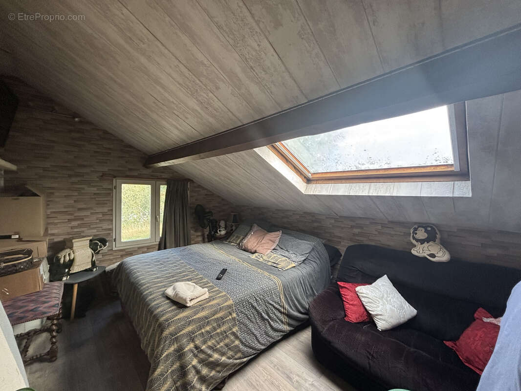 Maison à PORT-VILLEZ