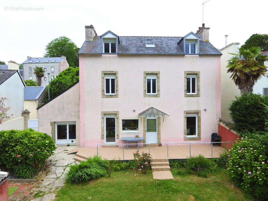 Photo 8 - Maison à LE RELECQ-KERHUON