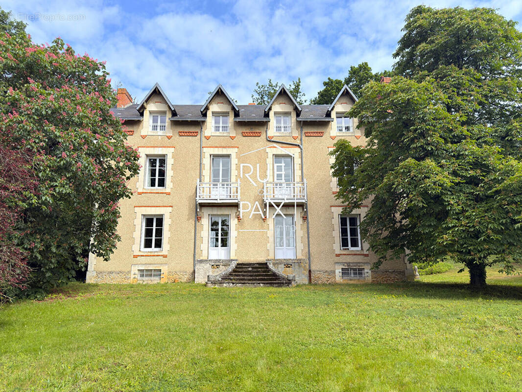Maison à LATILLE