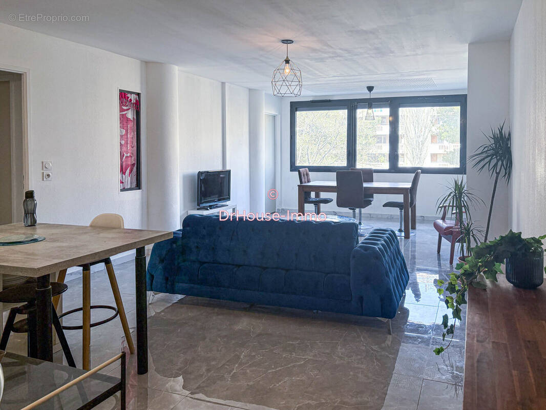 Appartement à MARSEILLE-10E