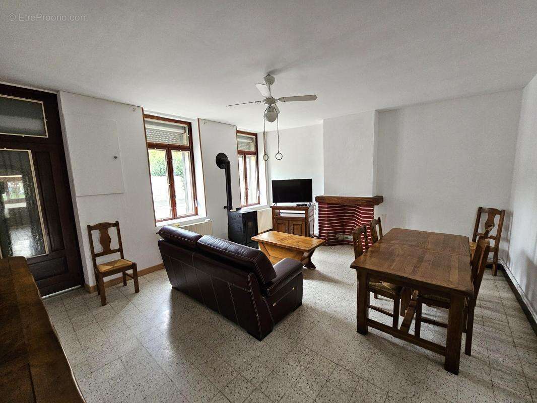 Maison à LESQUIELLES-SAINT-GERMAIN