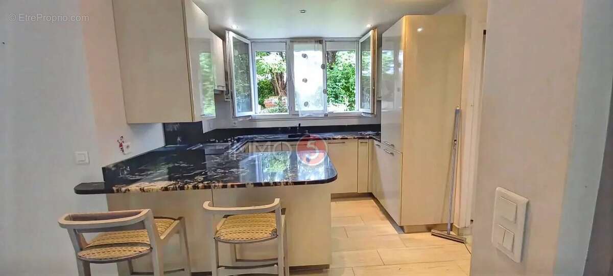 Appartement à LE RAINCY