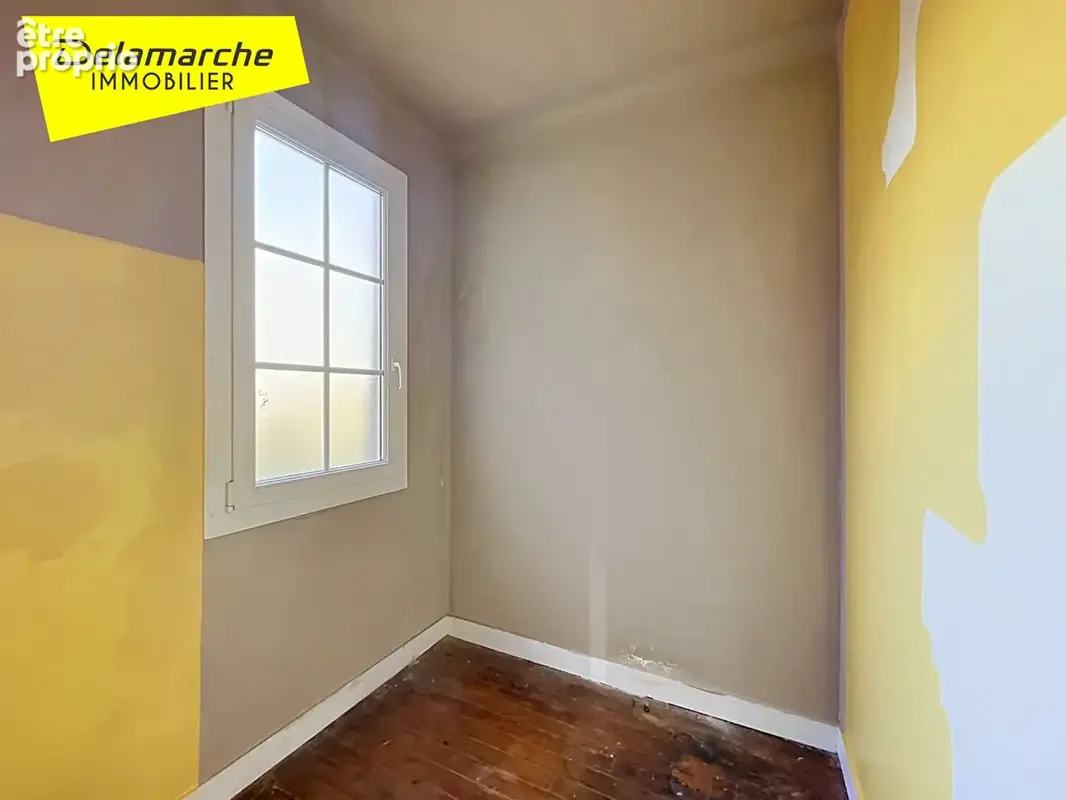 A vendre en exclusivité delamarche immobilier maison de ville au coeur de gavray ! - photo 10
