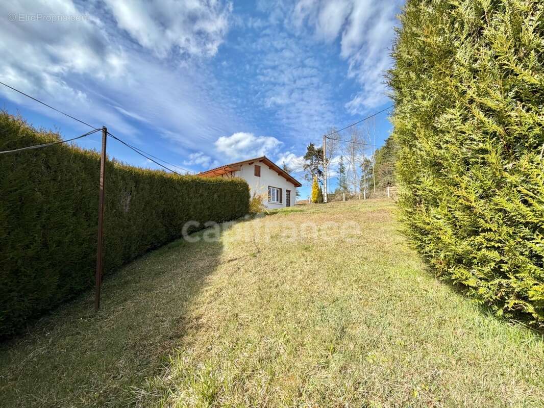 Maison 70 m² – 2 chambres  - terrain clos 1 425 m² – double garage - photo 15