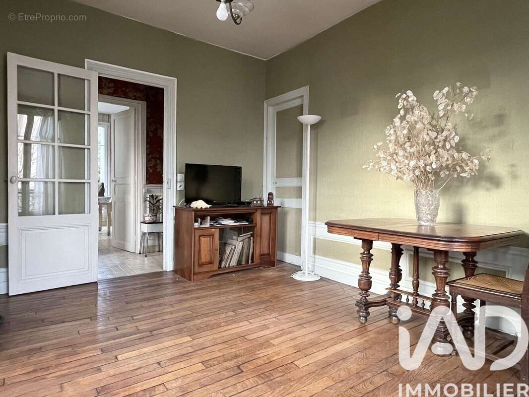 Photo 5 - Maison à RUEIL-MALMAISON