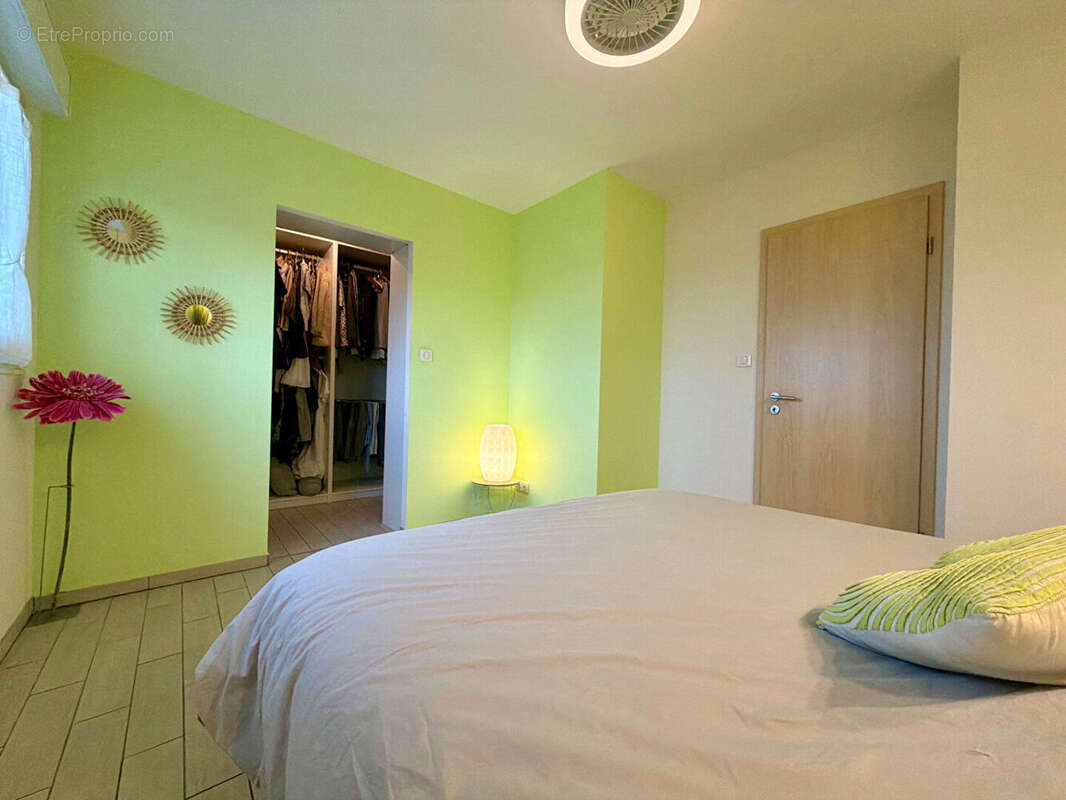 Maison à MONTOIS-LA-MONTAGNE