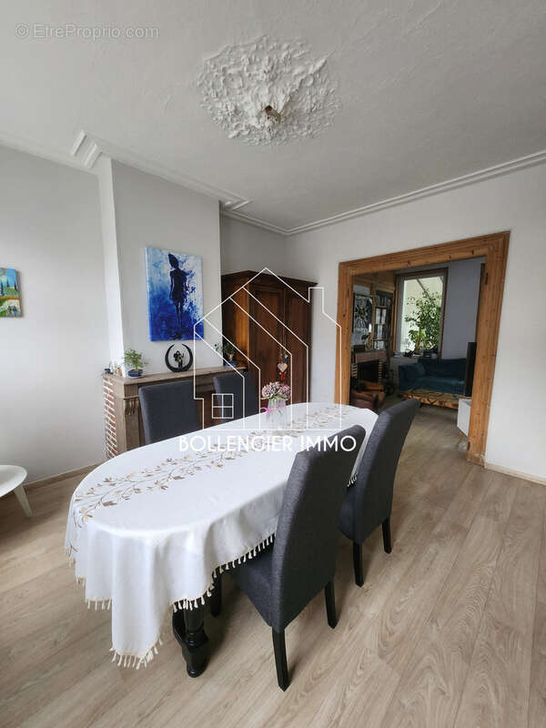 Maison à CASSEL