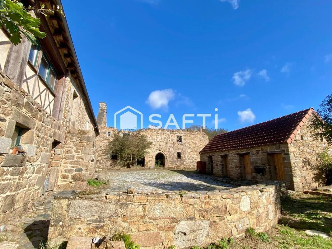 Photo 1 - Maison à CAMLEZ