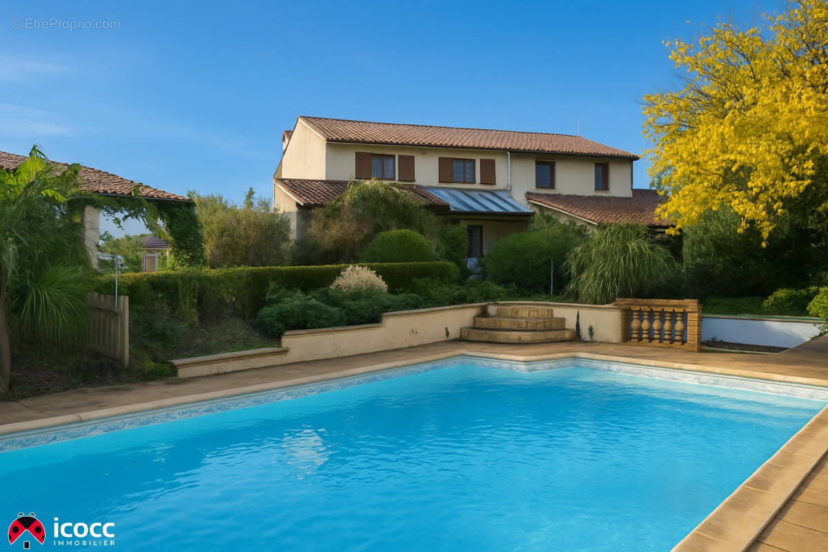 Maison à CHATEAU-GUIBERT