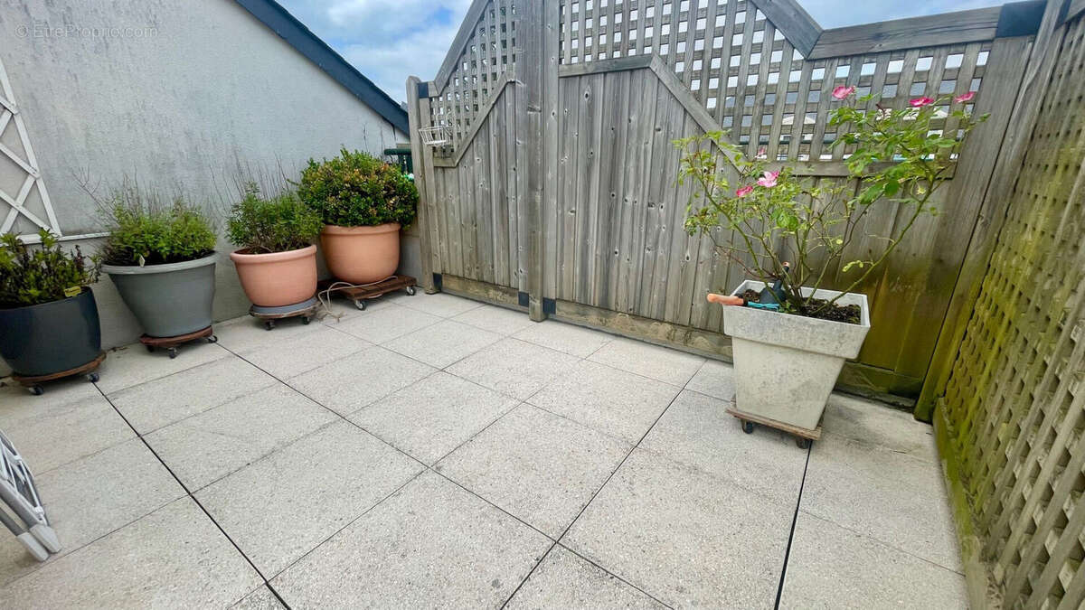 Appartement à SAINT-CYR-SUR-LOIRE