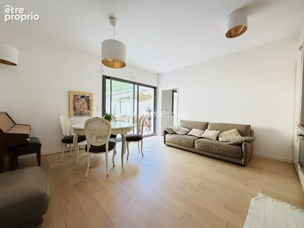 Appartement 4 pièces 90 m² à vendre à Charenton-Le-Pont (94220) - photo 2