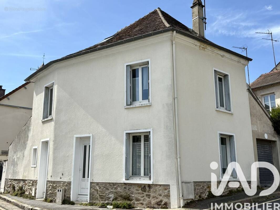 Photo 1 - Maison à MONTSOULT
