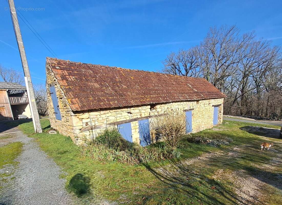 Bergerie - Maison à GINDOU