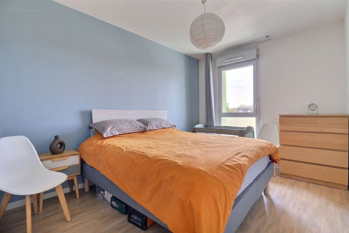 Appartement - 3 pièces - Cenon - 76 m² - photo 4