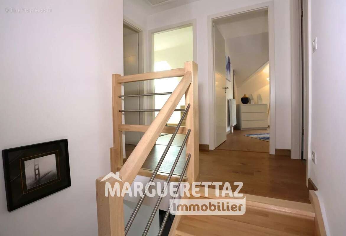 Duplex T4 avec jardin - photo 4